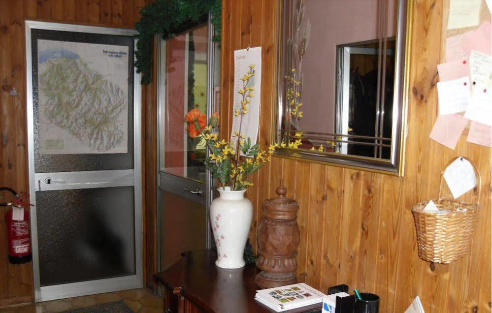 Albergo Mancuso Del Voison Aosta Exterior photo